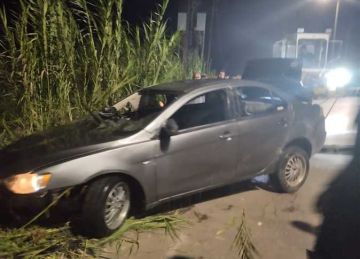 مصرع شاب وإصابة 3 آخرين جراء انقلاب سيارة ملاكي في مصرف بـ الدقهلية