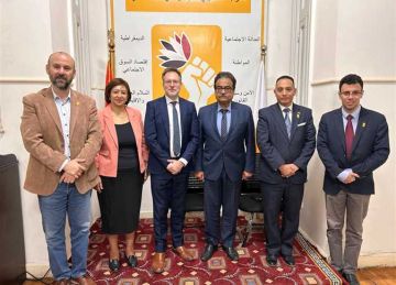 الحزب المصري الديمقراطي الاجتماعي يستقبل السفير الكندي بمقره الحزب المصري الديمقراطي الاجتماعي يستقبل السفير الكندي بمقره