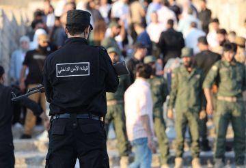 الداخلية السورية تتهم أطرافا مرتبطة بالنظام البائد في مظاهرة الأموي وتحقق في ملابساتها (فيديو)