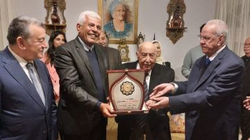 فتح الباب أمام خريجي كليات ومعاهد الزراعة المتفوقين للعمل في 38 مهنة فتح الباب أمام خريجي كليات ومعاهد الزراعة المتفوقين للعمل في 38 مهنة