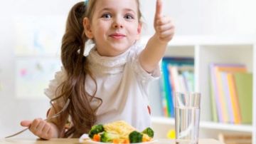 وجبات متكاملة تساعد طفلك على تحصيل دروسه اليومية
