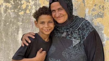 أحمد العوضي يستجيب لأمنية عبقري الرياضيات: أنا اللي أحب أشوفك يا بطل أحمد العوضي يستجيب لأمنية عبقري الرياضيات: أنا اللي أحب أشوفك يا بطل