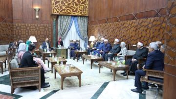 رئيس سنغافورة: الأزهر منارة للعلم وتعزيز التفاهم بين الأديان والثقافات وتحقيق السلام