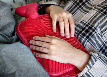 أبرزها الشاي بالقرفة.. مشروبات طبيعية لتخفيف آلام الدورة الشهرية