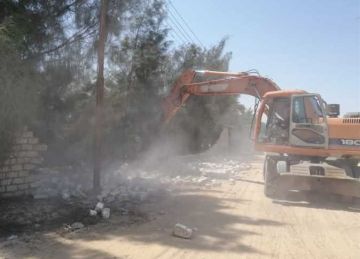 إزالة 8 تعديات على الأراضي الزراعية وأملاك الدولة خلال حملات في الشرقية