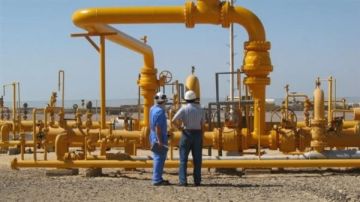 العراق يفتح تحقيقا حول شبهات خلط وتهريب النفط