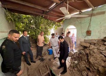 حفرة وسرداب داخل مكتب الصحة.. مفاجآت تكشفها النيابة الإدارية في واقعة التنقيب عن الآثار بقنا (صور)