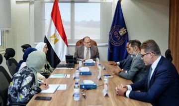 رئيس هيئة الدواء يعقد اجتماعا مع شركة بيوجينيرك لتعزيز التعاون والاستثمار الدوائي