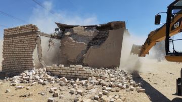 محافظ أسيوط: إزالة 56 حالة تعد على أراض زراعية وأملاك دولة