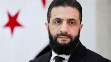 أحمد الشرع: نفاوض إسرائيل وعلاقتنا بمصر تتحسن وباردة مع إيران أحمد الشرع: نفاوض إسرائيل وعلاقتنا بمصر تتحسن وباردة مع إيران