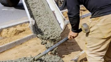 أسعار مواد البناء اليوم.. استقرار نسبي وتباين بين مصانع الحديد والأسمنت أسعار مواد البناء اليوم.. استقرار نسبي وتباين بين مصانع الحديد والأسمنت