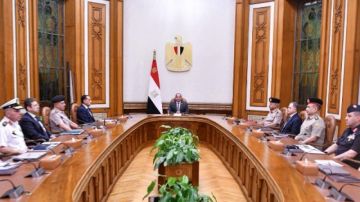 الرئيس السيسي: مصر مستعدة لتكثيف التنسيق الدولي لزيادة المساعدات الإنسانية إلى غزة الرئيس السيسي: مصر مستعدة لتكثيف التنسيق الدولي لزيادة المساعدات الإنسانية إلى غزة