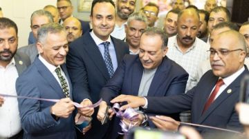 محافظ أسيوط ونقيب العاملين بالبترول يفتتحان معرض المستلزمات المدرسية محافظ أسيوط ونقيب العاملين بالبترول يفتتحان معرض المستلزمات المدرسية