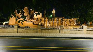 الأقصر ترتدي ثوب الملوك وتبهر العالم باستقبال ملك وملكة إسبانيا في زيارة تاريخية.. صور