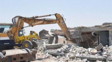 الإسكندرية.. استرداد قطعتي أرض من أملاك الدولة وإزالة حالات بناء مخالف الإسكندرية.. استرداد قطعتي أرض من أملاك الدولة وإزالة حالات بناء مخالف