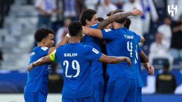 الهلال يستهدف إيقاف نزيف النقاط أمام الأخدود في الدوري السعودي