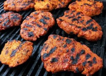 دجاج السيتان.. من العجين حضري ألذ ناجتس وفراخ مشوية (الخطوات والمقادير)