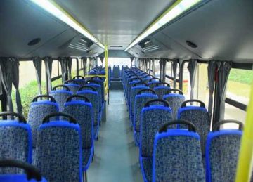 سيدة تصور مقطع فيديو لشاب أثناء ارتكاب فعل فاضح داخل أتوبيس في القاهرة