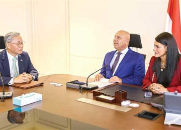 مذكرة تفاهم بين مصر وكوريا الجنوبية لتطوير تكنولوجيا صيانة السيارات الخضراء بـ10 ملايين دولار مذكرة تفاهم بين مصر وكوريا الجنوبية لتطوير تكنولوجيا صيانة السيارات الخضراء بـ10 ملايين دولار