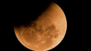 موعد صلاة الخسوف اليوم في مصر .. اعرف كيف تؤديها