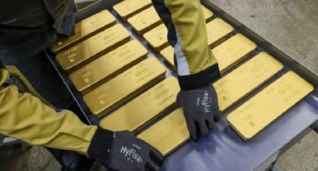 الذهب يستقر مع ترقب مؤشرات حول مسار الفائدة الأمريكية