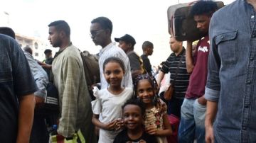 السكة الحديد تسير الرحلة 14 لقطارات العودة الطوعية للأشقاء السودانيين صور