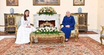 السيدة انتصار السيسى تنشر صور استقبالها لملكة إسبانيا.. وتؤكد: أرحب بجلالتها