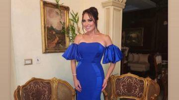 بفستان أزرق .. نرمين الفقي تخطف الأنظار بإطلالة لافتة