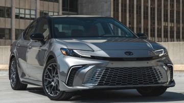 سعر ومواصفات تويوتا كامري 2025 في الإمارات.. صور سعر ومواصفات تويوتا كامري 2025 في الإمارات.. صور