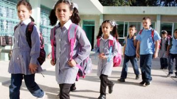 شكاوى من فرض 30 زيادة بمصروفات مدرسة بأكتوبر.. والإدارة التعليمية تتحرك