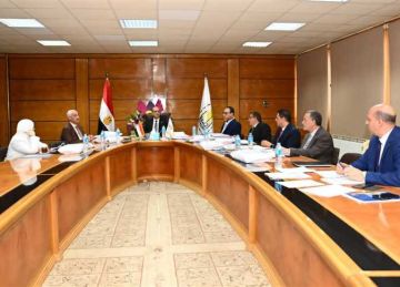 لجنة الوظائف القيادية بأسيوط تجري مقابلات لاختيار مدير عام خدمة المواطنين وأمين طب بيطري 