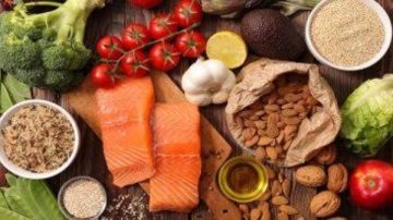 نشرة المرأة والمنوعات عادات صباحية بسيطة تعزز صحة الأمعاء.. واتباع النظام الغذائي المتوسطي يحافظ على صحة الفم