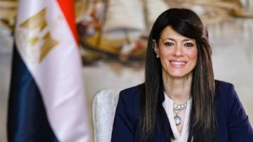 رانيا المشاط: السردية الوطنية للتنمية مسؤولية مشتركة واستقرار الاقتصاد الكلي أساس توليد الموارد رانيا المشاط: السردية الوطنية للتنمية مسؤولية مشتركة واستقرار الاقتصاد الكلي أساس توليد الموارد