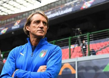 مساعد مانشيني يكشف لـ المصري اليوم حقيقة تلقيه عرض لتدريب الأهلي