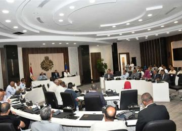  تنفيذي محافظة أسوان يبحث أبرز المعوقات التي تواجه المستثمرين