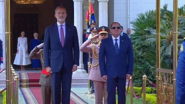 الرئيس السيسى: اعتراف إسبانيا بالدولة الفلسطينية يقف على الجانب الصحيح من التاريخ الرئيس السيسى: اعتراف إسبانيا بالدولة الفلسطينية يقف على الجانب الصحيح من التاريخ