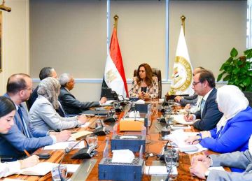  عوض تتابع استعدادات إبراز البعد البيئي في افتتاح المتحف المصري الكبير