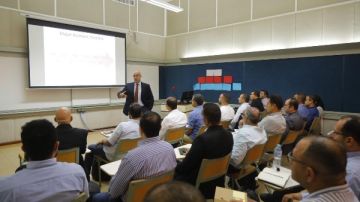 32 متخصصا من قطاع البترول والغاز في الدفعة الأولى لدبلومة إدارة سلامة العمليات