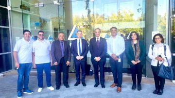 وزير الاتصالات يبحث مع شركات عالمية التعاون في تصميم وتصنيع الإلكترونيات.. ونواب: الإنتاج والتصدير يوفران فرص العمل ويقويان الاقتصاد