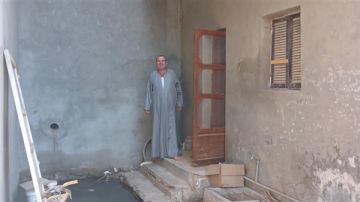 مياه الصرف الصحي تغرق منازل وشوارع دست الأشراف في البحيرة