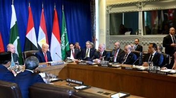 بمشاركة مدبولي.. ترامب يلتقي قادة ورؤساء حكومات الدول العربية والإسلامية بمشاركة مدبولي.. ترامب يلتقي قادة ورؤساء حكومات الدول العربية والإسلامية