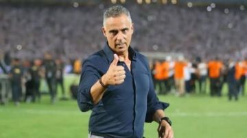 خالد طلعت: جوزيه جوميز أصبح مهددا بالإقالة من الفتح السعودي