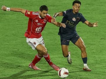 طبيب الأهلي يكشف تفاصيل إصابة طاهر في القمة 131 طبيب الأهلي يكشف تفاصيل إصابة طاهر في القمة 131