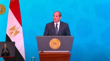 الرئيس السيسي: نثق في عون الله تعالى ونرتكز على صلابة شعبنا الرئيس السيسي: نثق في عون الله تعالى ونرتكز على صلابة شعبنا