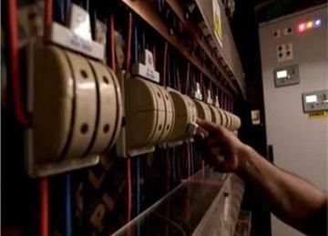 باحث اقتصادي: تأجيل زيادة الكهرباء يقلل التضخم وخفض الفائدة قد يكلف الدولة 36 مليار جنيه