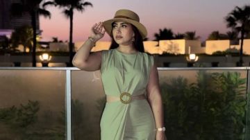 فستان قصير.. بوسي تخطف الأنظار خلال أحدث ظهور