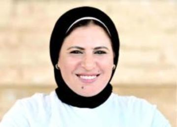 الزوجة مديرة فنية والزوج مدرب عام .. هبة وزيادة حكاية زوجين جمعتهما كرة القدم النسائية