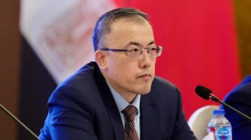 مسؤل صيني: توسيع التعاون في مجالات التجارة والتصنيع المشترك مع مصر ضرورة مسؤل صيني: توسيع التعاون في مجالات التجارة والتصنيع المشترك مع مصر ضرورة