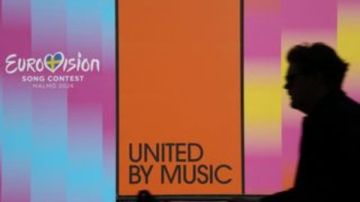 هولندا تنضم لقائمة الدول المطالبة بمنع إسرائيل من المشاركة بمسابقة يوروفيجن هولندا تنضم لقائمة الدول المطالبة بمنع إسرائيل من المشاركة بمسابقة يوروفيجن