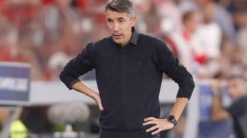 الأهلي في مفاوضات متقدمه مع المدرب البرتغالي برونو لاجي